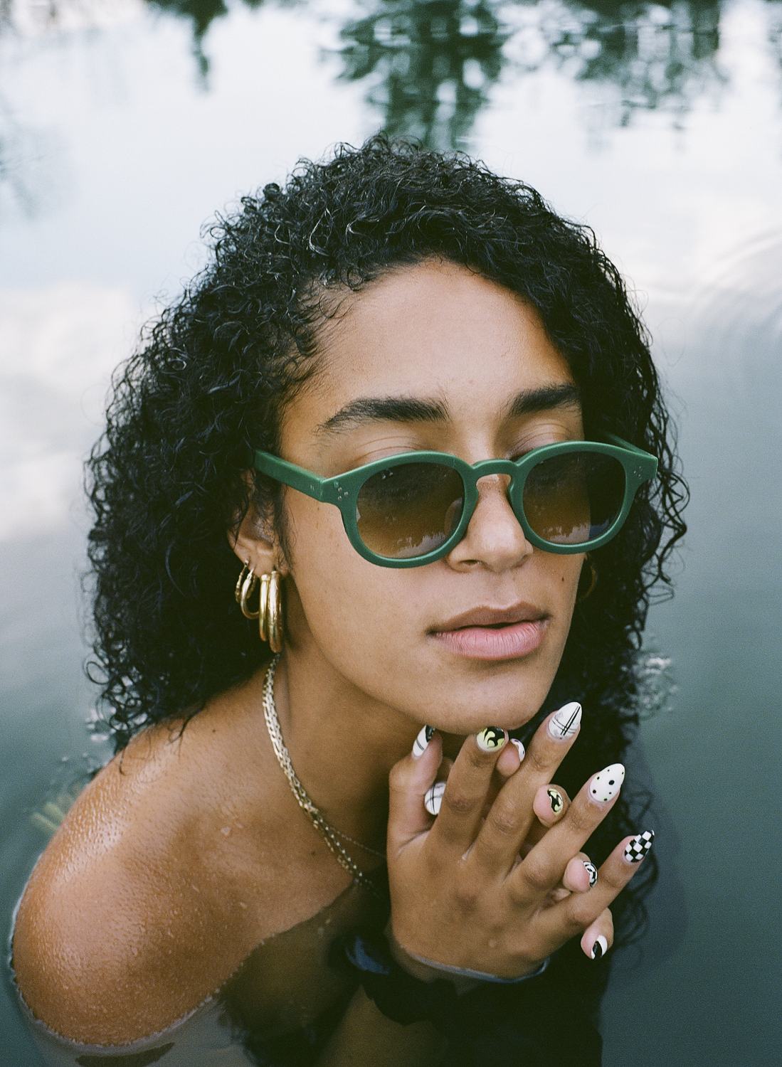 Genusee and Amanda Edwards collaboration campaign