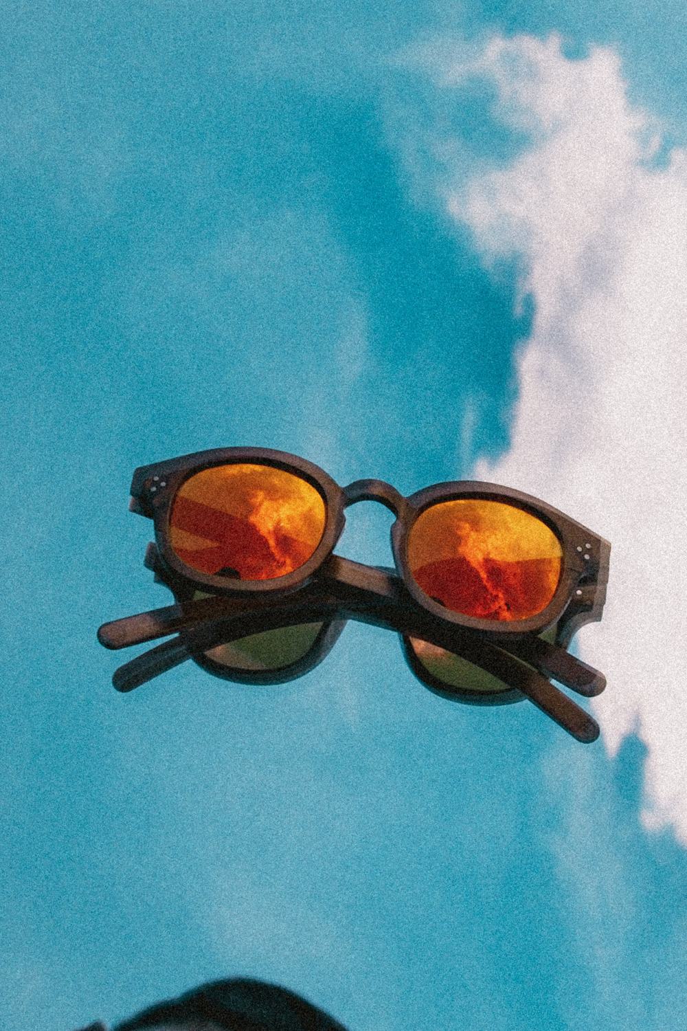 Genusee frames against the sky